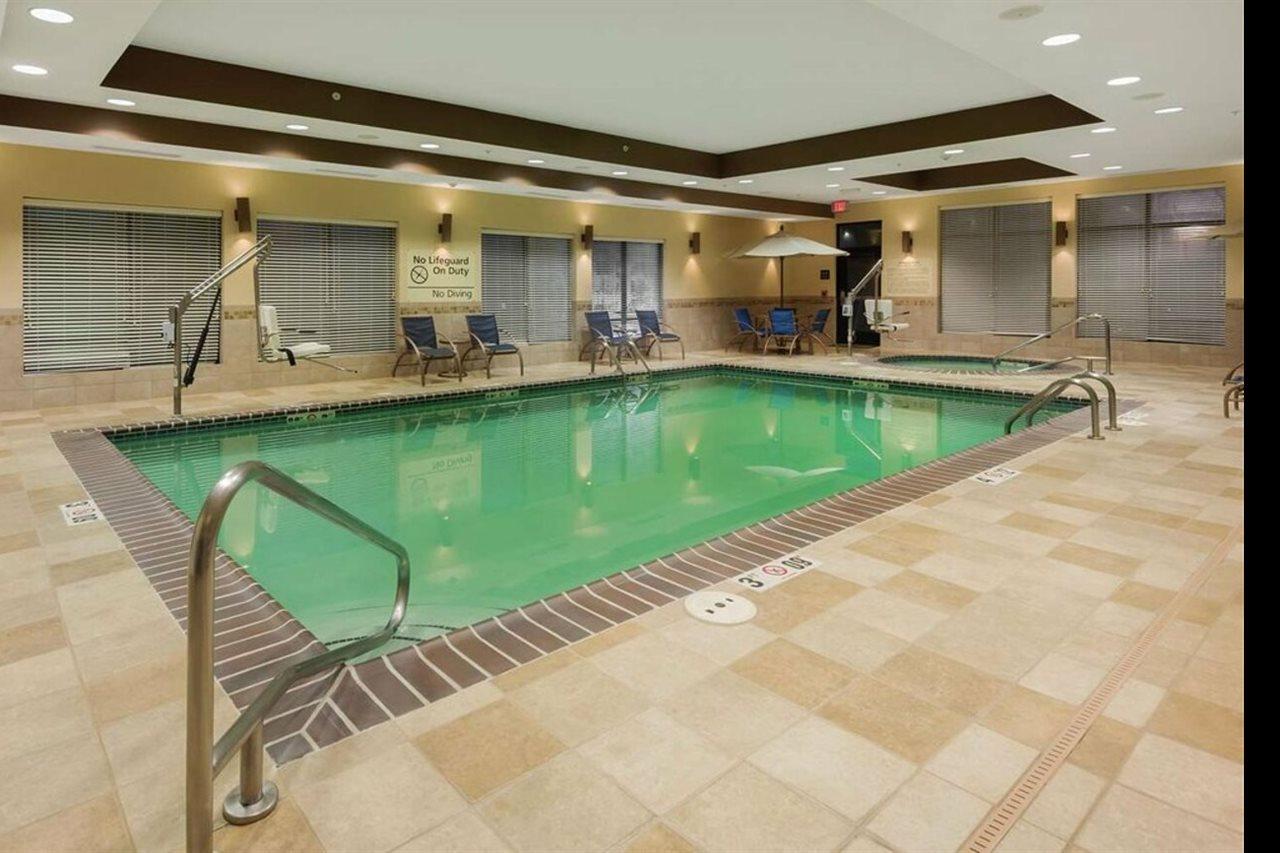 Hampton Inn Farmington Eksteriør billede
