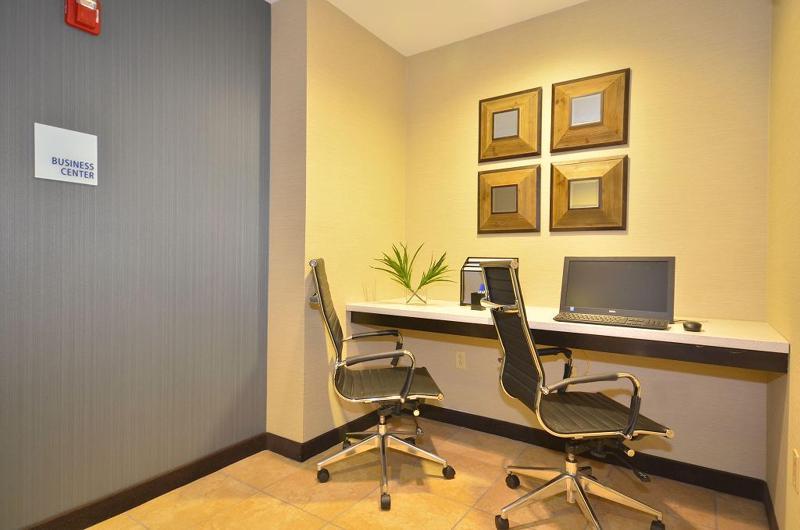 Hampton Inn Farmington Eksteriør billede