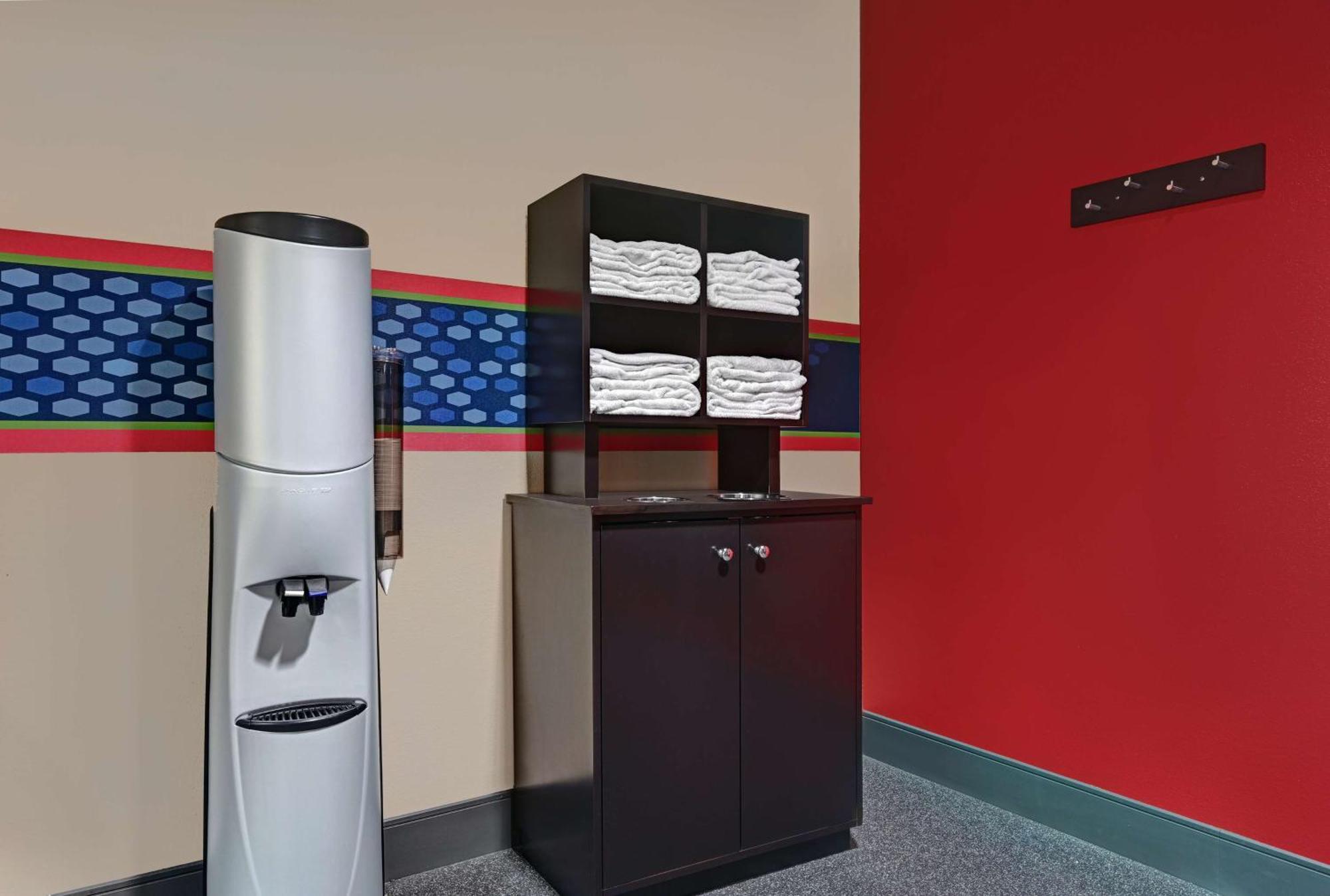 Hampton Inn Farmington Eksteriør billede